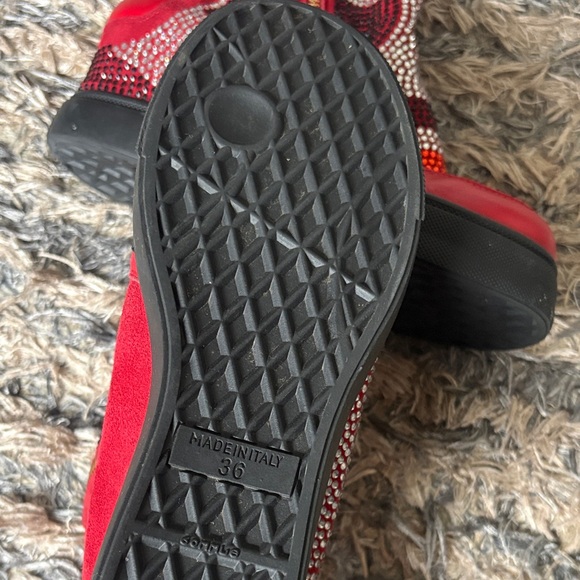 Giuseppe Zanotti Red and Black Crystal Embellished Sneakers - Picture 11 of 15